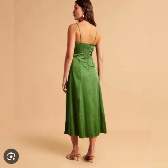 Abercrombie & Fitch Green Camille Midi Dress (Petite) - Picture 3 of 9